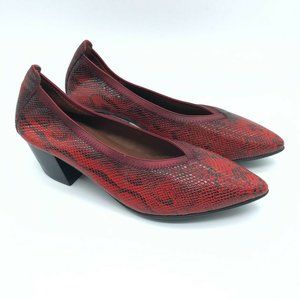 Hispanitas Block Heels Pointed Toe Slip On Faux Snakeskin Red Size 36 US 6
